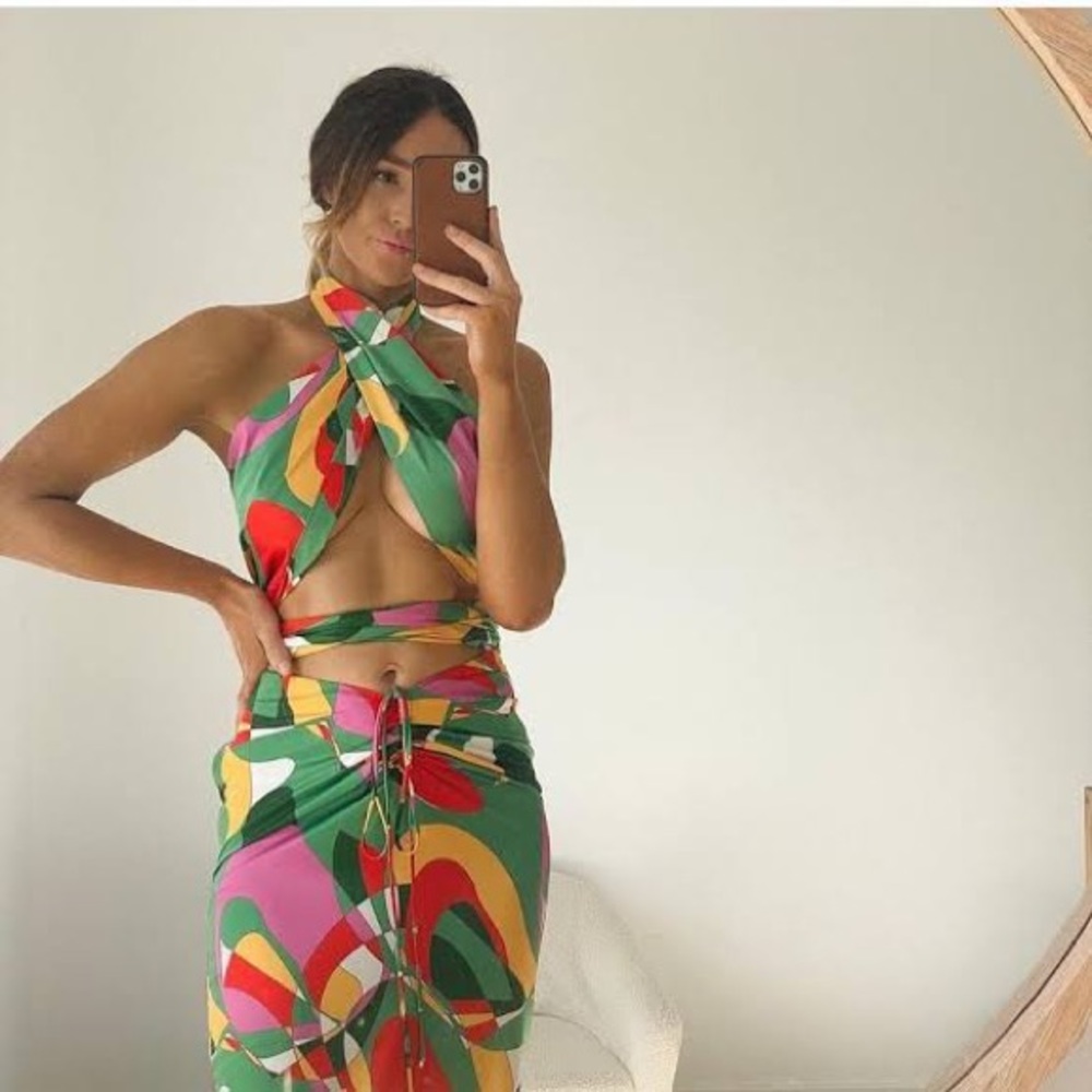 Geometric shape top and matching skirt set